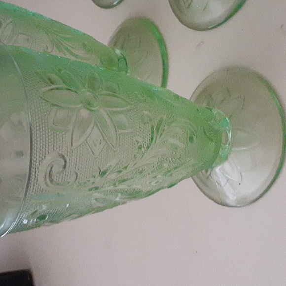 Set of 4 Vintage Indiana tiara footed ice tea glasses,light jade green color - Picture 2 of 7
